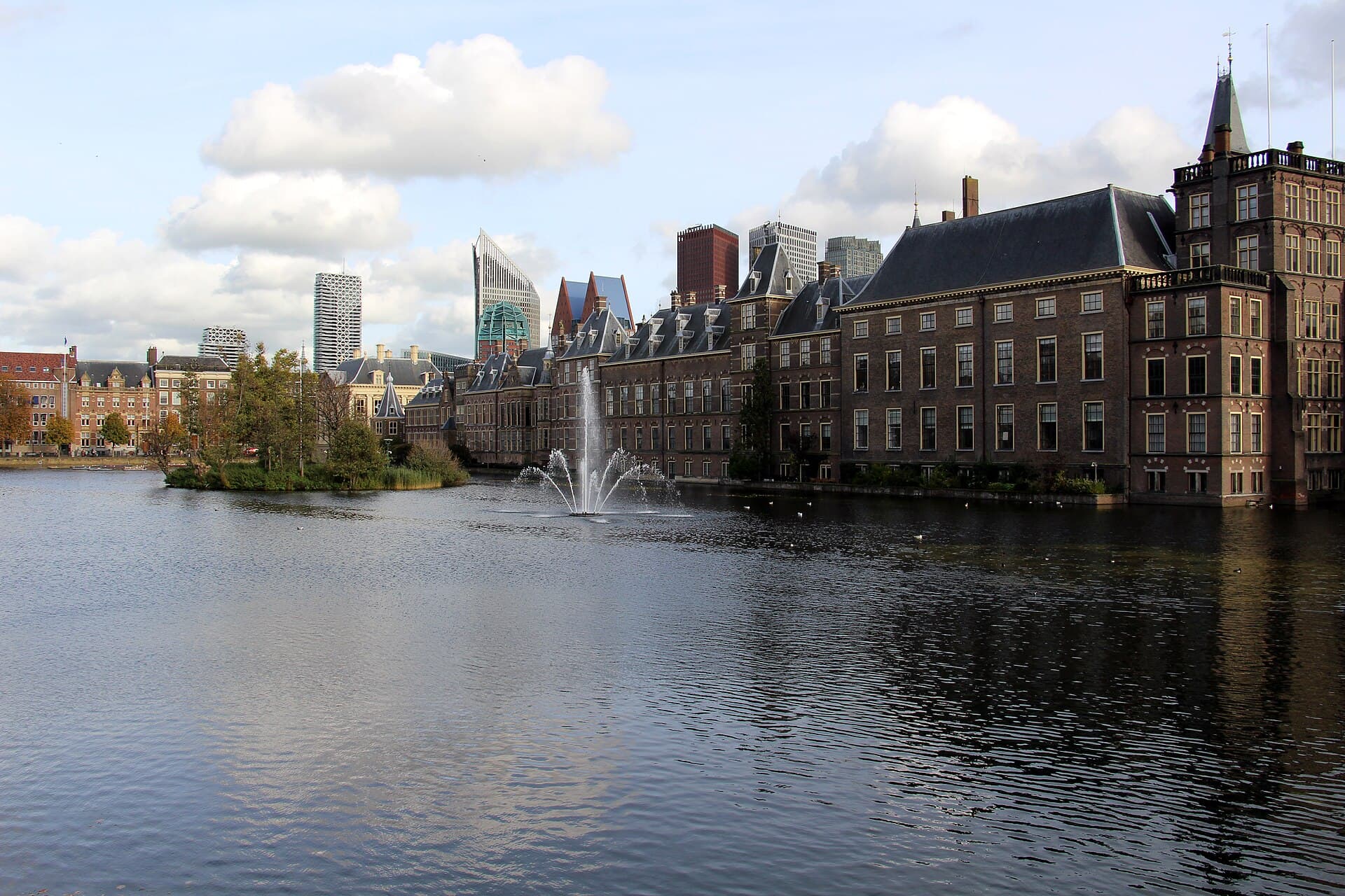 The Binnenhof and Hofvijver in The Hague, Netherlands.